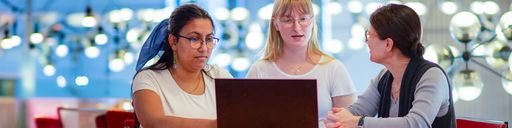 Software Engineering students Sarah Santiago '23 and Elisa Normand '23