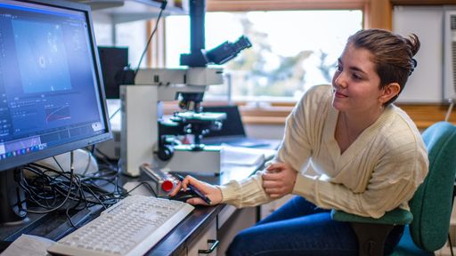 Graduate student Emma Gallagher conducting research in Jefferson Turner's Biological Oceanography & Plankton Ecology lab