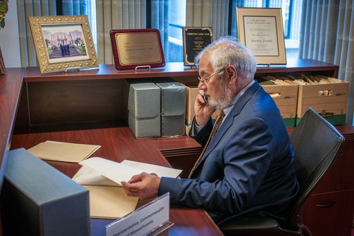Barney Frank viewing the Barney Frank Collection at UMass Dartmouth