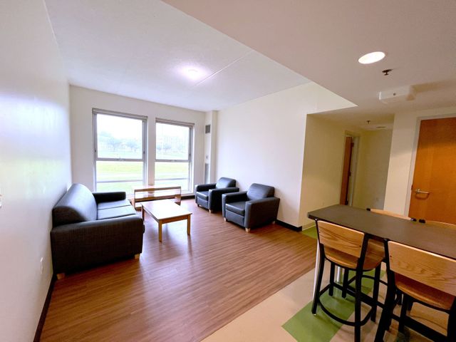 Graduate and Law Student Housing | Housing | UMass Dartmouth