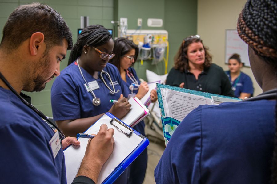 Nursing students work in the Elisabeth A. Pennington Simulation Laboratory (SimLab).