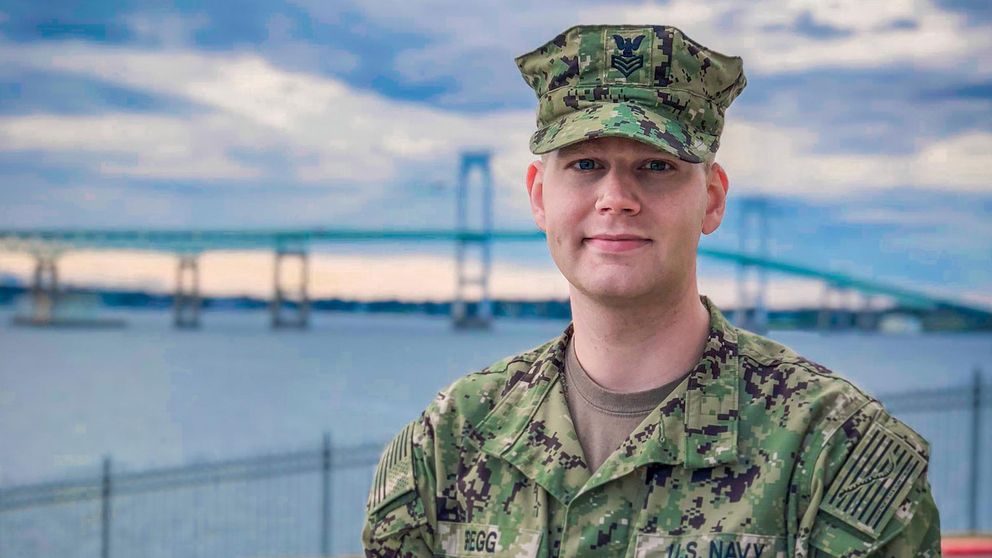Mark Gregg '22 student veteran portrait.